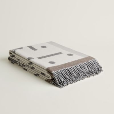 ホーム テキスタイル | エルメス | Hermès - エルメス-公式サイト